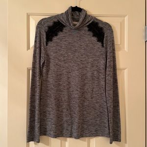 Loft long sleeve tee, size small